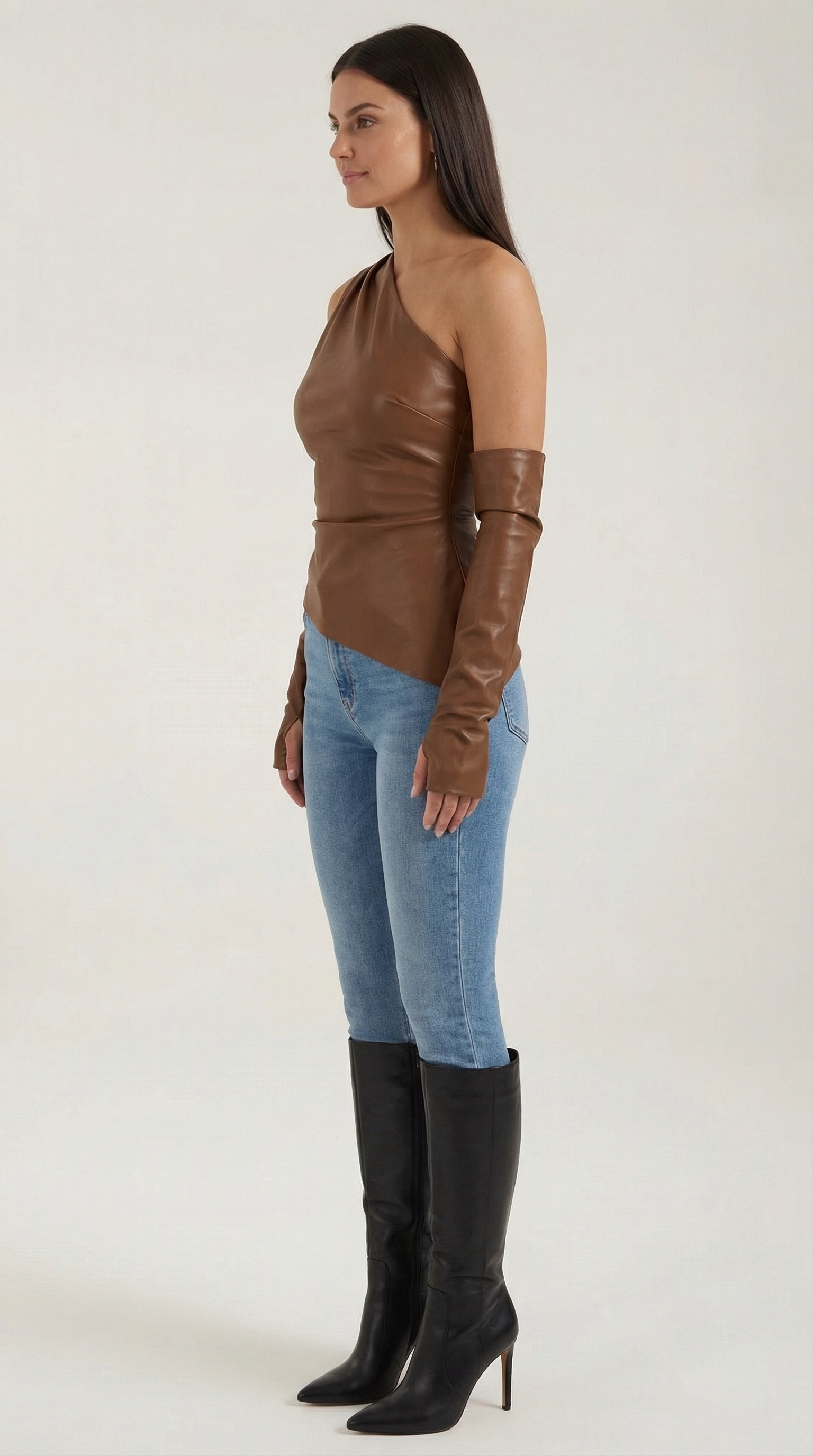 Top Ulyssa de Hombros Descubiertos