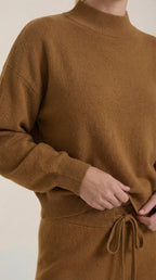 Conjunto Lounge Mavis Strick con Cuello Alto
